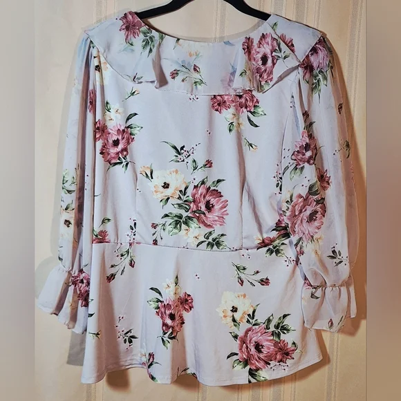 PERSEPTION CONCEPT Floral Ruffle Blouse - Picture 2 of 4